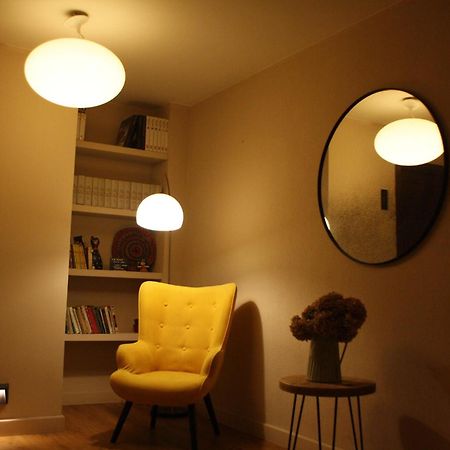 Hostal Crisami Solsona Extérieur photo